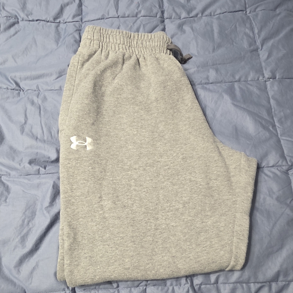 Under Armour MENS Gray Sweatpants